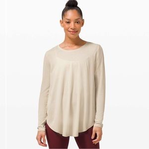 NWT Lululemon Draped Bum Covering LS, Size 8